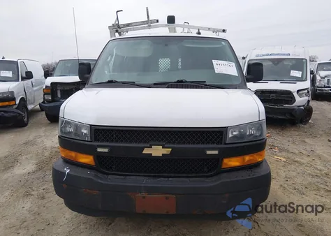 2019 Chevrolet Express 2500 Work Van из США, поврежденный, VIN 1GCWGAFP1K1298085